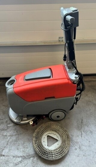 Boen /Scrubmaster machine Hako, B12, rood, bouwjaar 2016